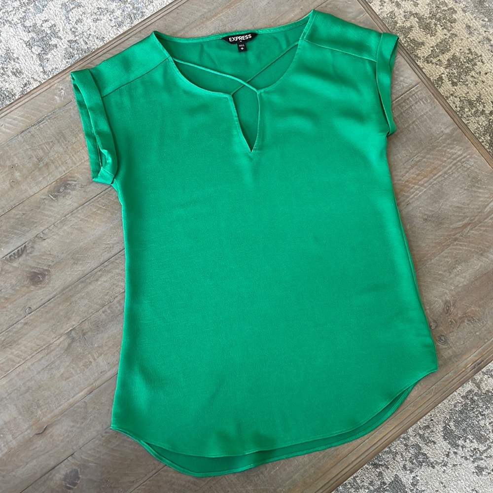 Express green top